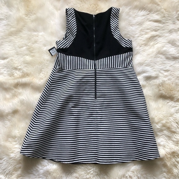 Halogen Contrast Back Stripe Sleeveless Dress 18W - Picture 8 of 8